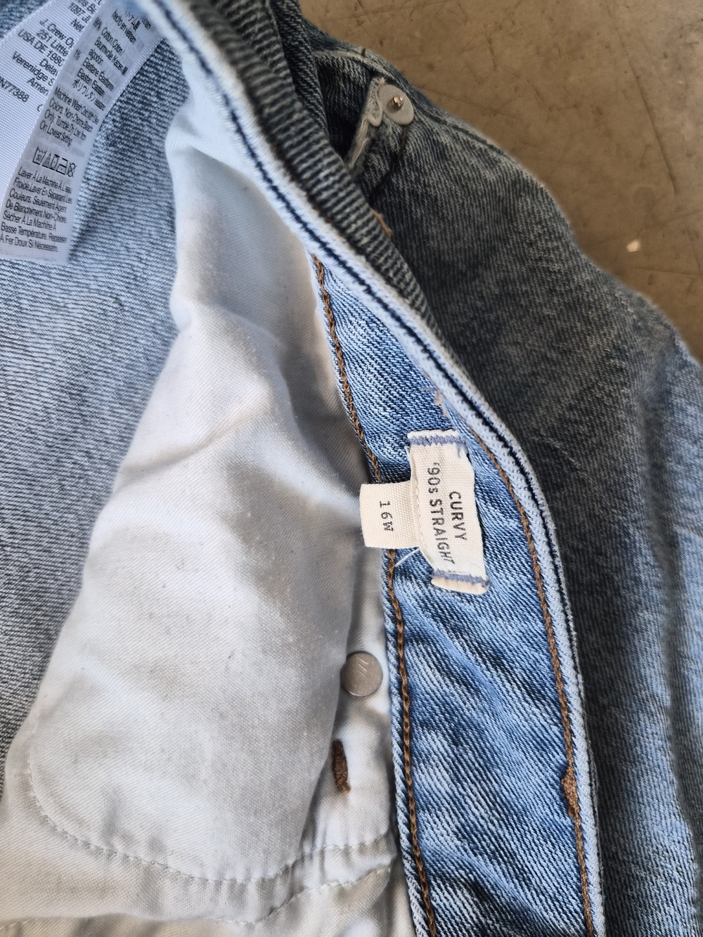 The Plus Curvy '90s Straight Jean 16W - Picture 5 of 6